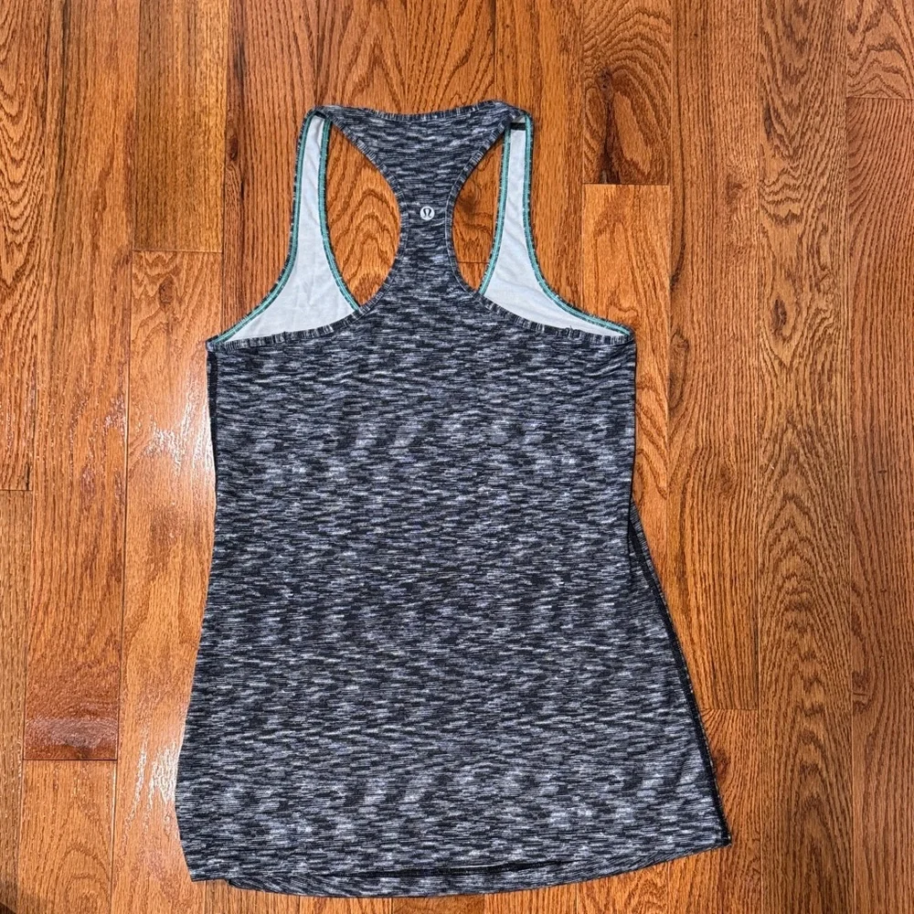 Lululemon Athletica Black and Gray Racerback Tank Top XL - Picture 2 of 3